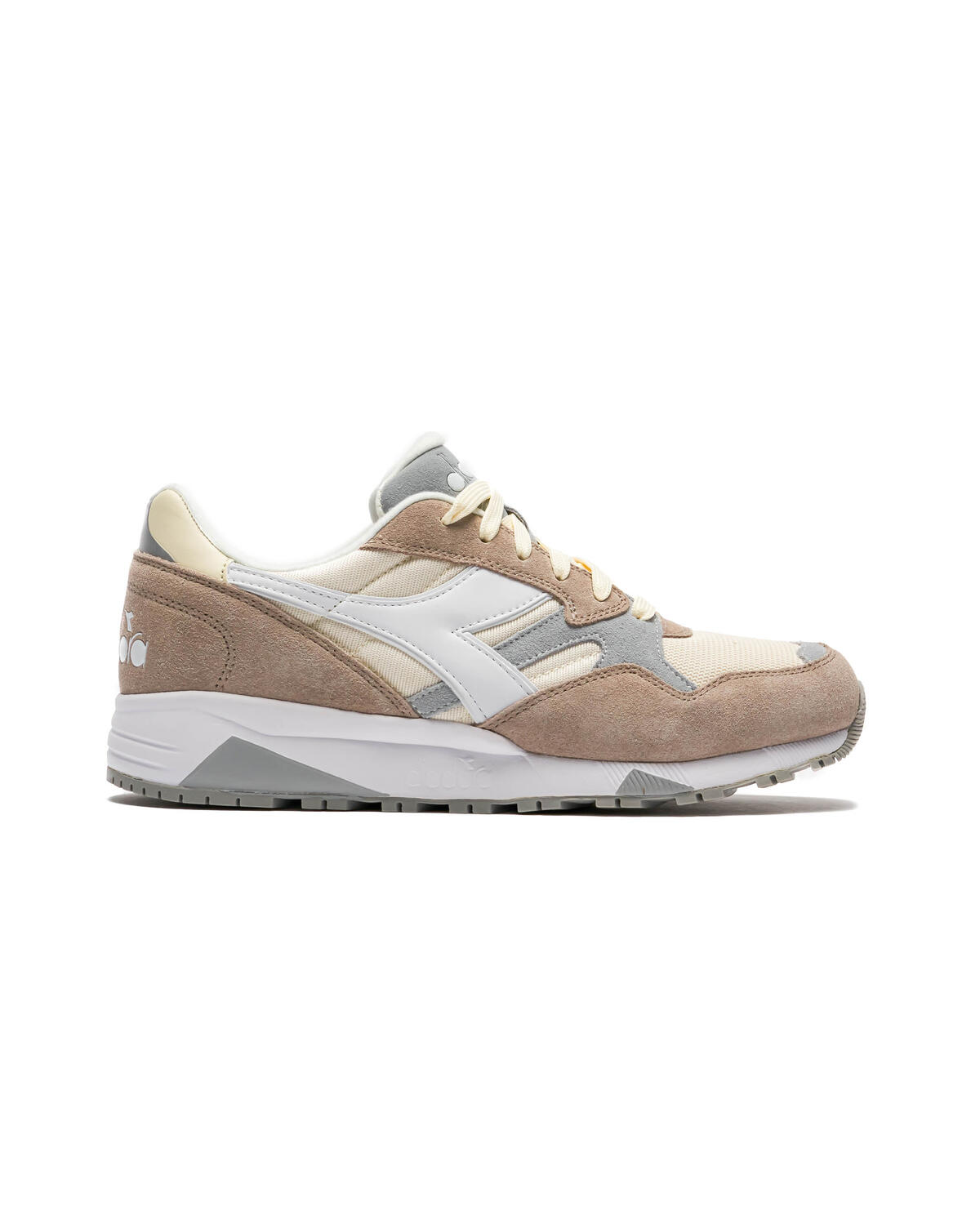 Diadora n902 hot sale